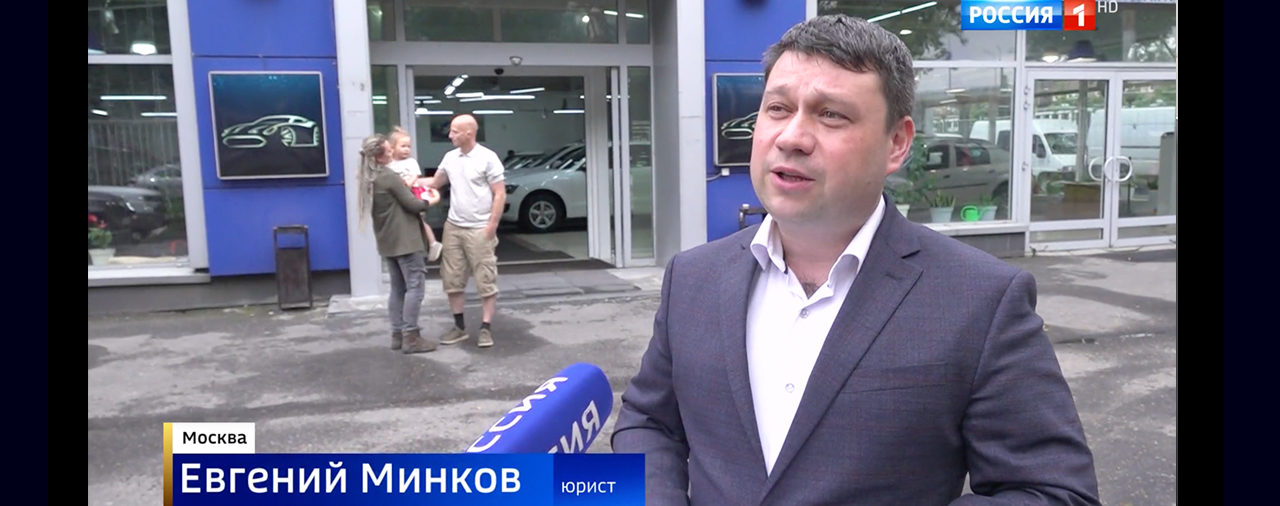 Клиентка обвинила столичный автосалон в махинациях при заключении сделки